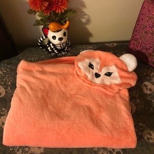 🌟B2G1🌟 OSFM Peach/Light Orange Fox Snuggie